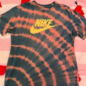 Nike Men's Tie-Dye Short Sleeve Tee in Black and Coral with Yellow Logo